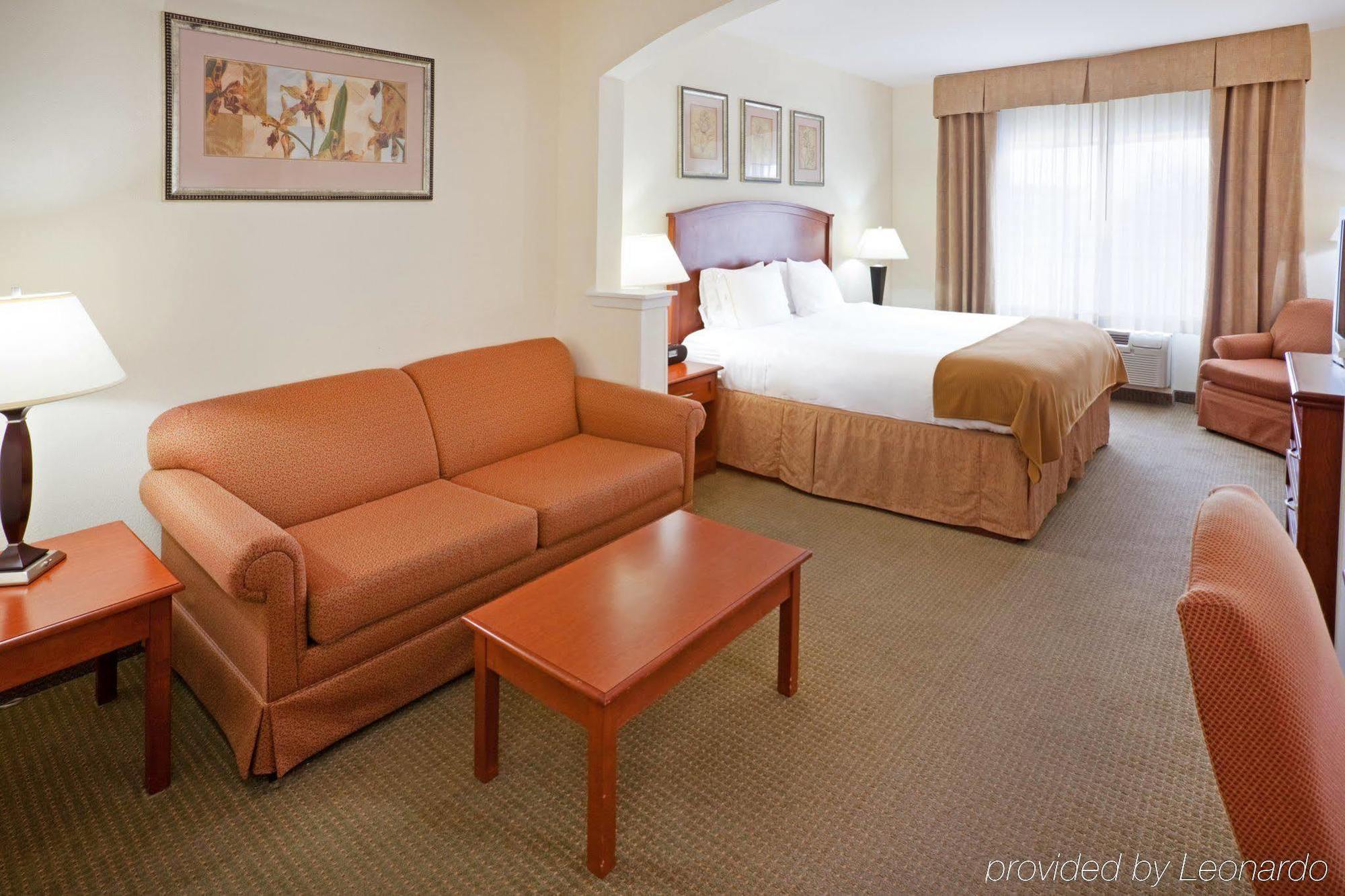 Holiday Inn Express Hotel & Suites Dallas - Grand Prairie I-20 By Ihg Kültér fotó
